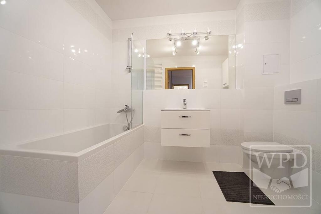 Big Apartment - Old Town - 3 Rooms - Private Parking Wrocław Exterior foto